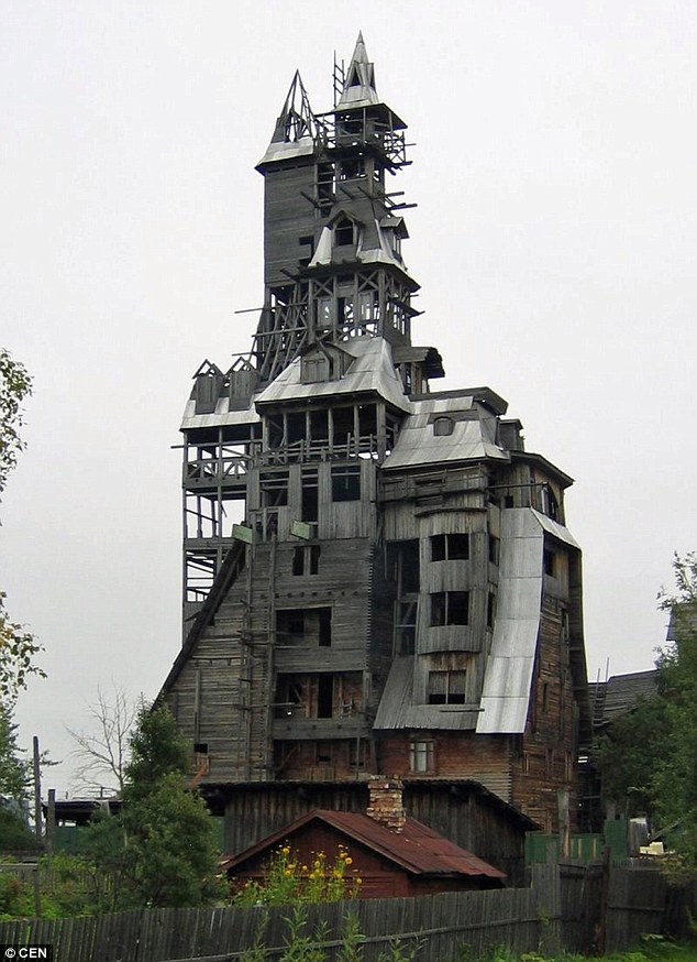 Sutyagin House Russian wooden skyscraper Don't DIY your BI - Sutyagin House