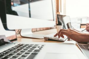 2021年に新興のソフトウェア企業がオンラインでブランドを構築する方法