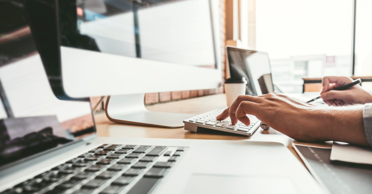 2021年に新興のソフトウェア企業がオンラインでブランドを構築する方法