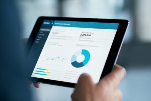 Yellowfinが独自のCRMアナリティクスソリューションを構築した理由